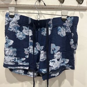 GAP Floral Blue Shorts
